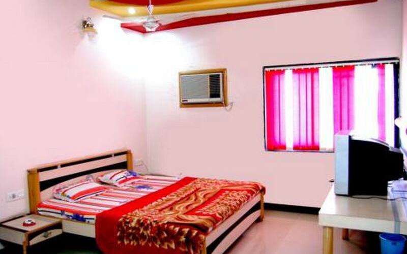 Hotel Happy Day, Abu Road 1